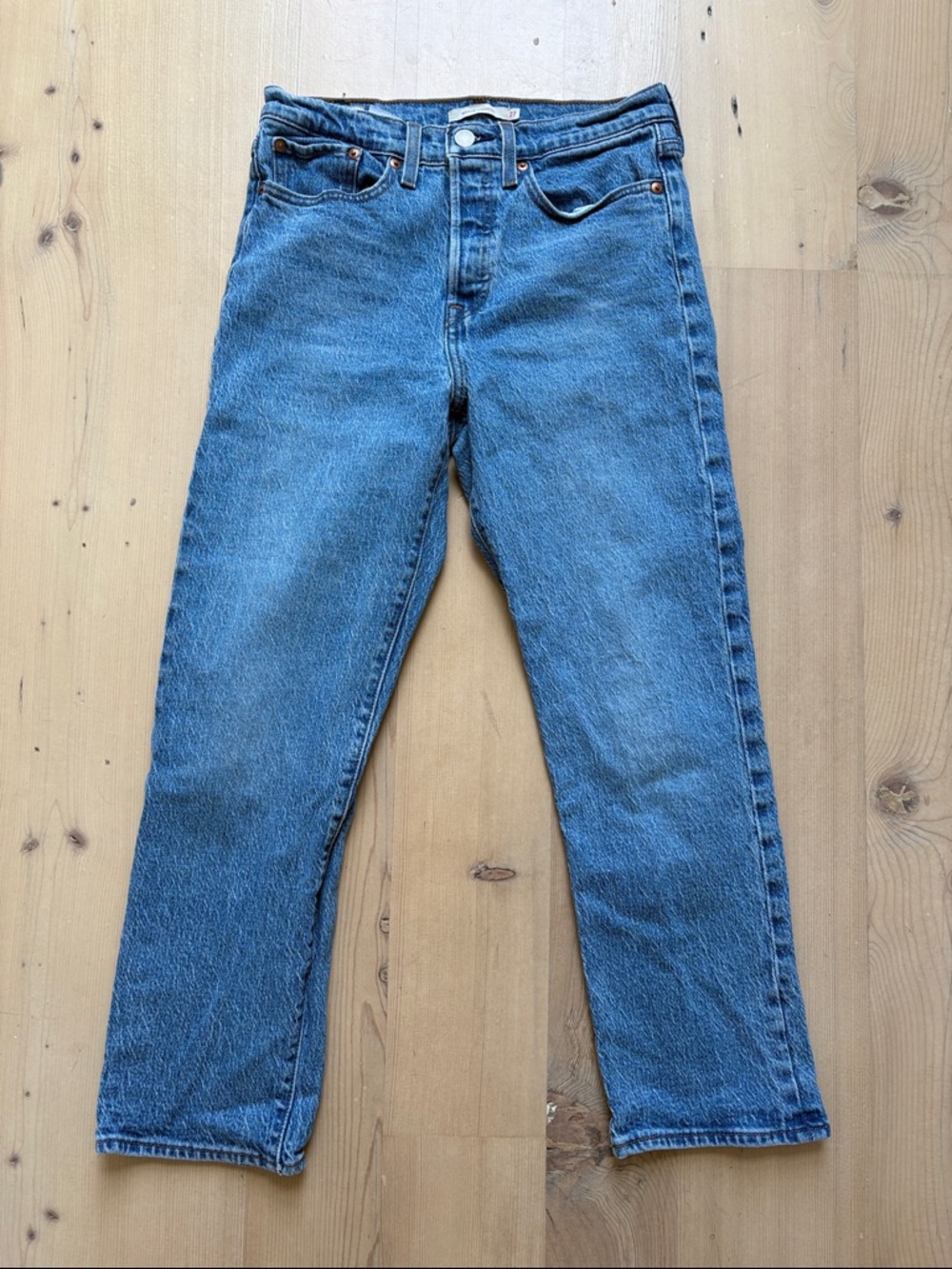 Levi’s Women’s Wedgie Straight Blue Jeans - Size 27